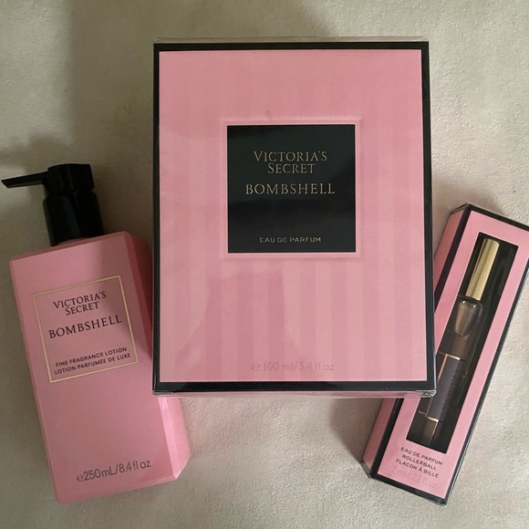 Bombshell Perfume 3.4oz and Rollerball .23oz Bombshell Seduction Lotion 8.4oz - Picture 4 of 11